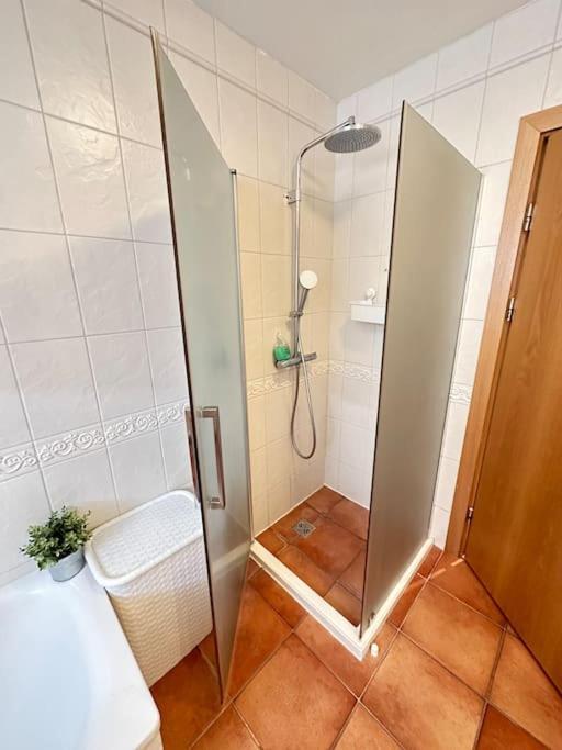 Spacious And Family Friendly Apartment In Рейк'явік Екстер'єр фото